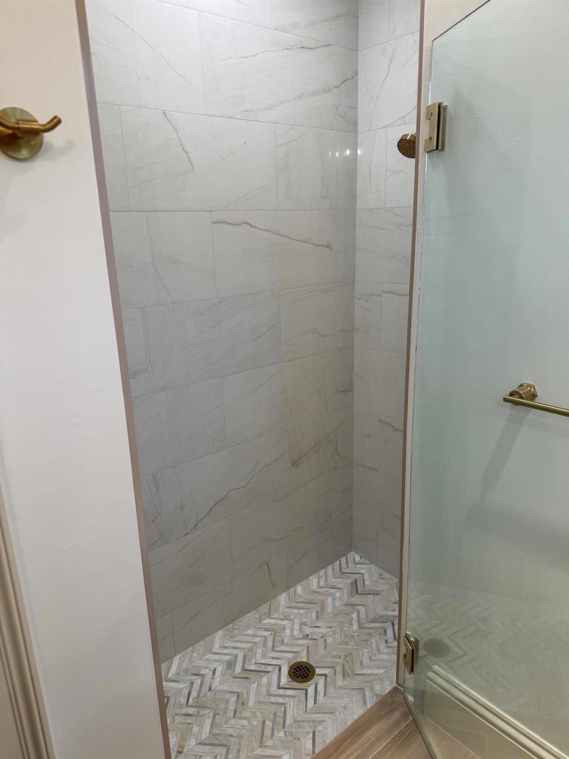 MEDALIST VILLAGE - Residential