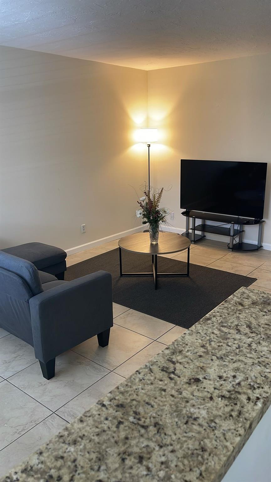 Paradise By The Sea Condo - Residential Lease