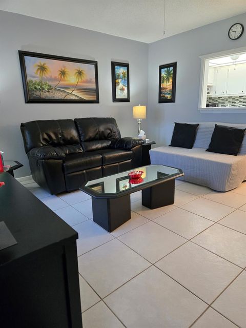 30 Islewood B 30 Deerfield Beach FL 33442