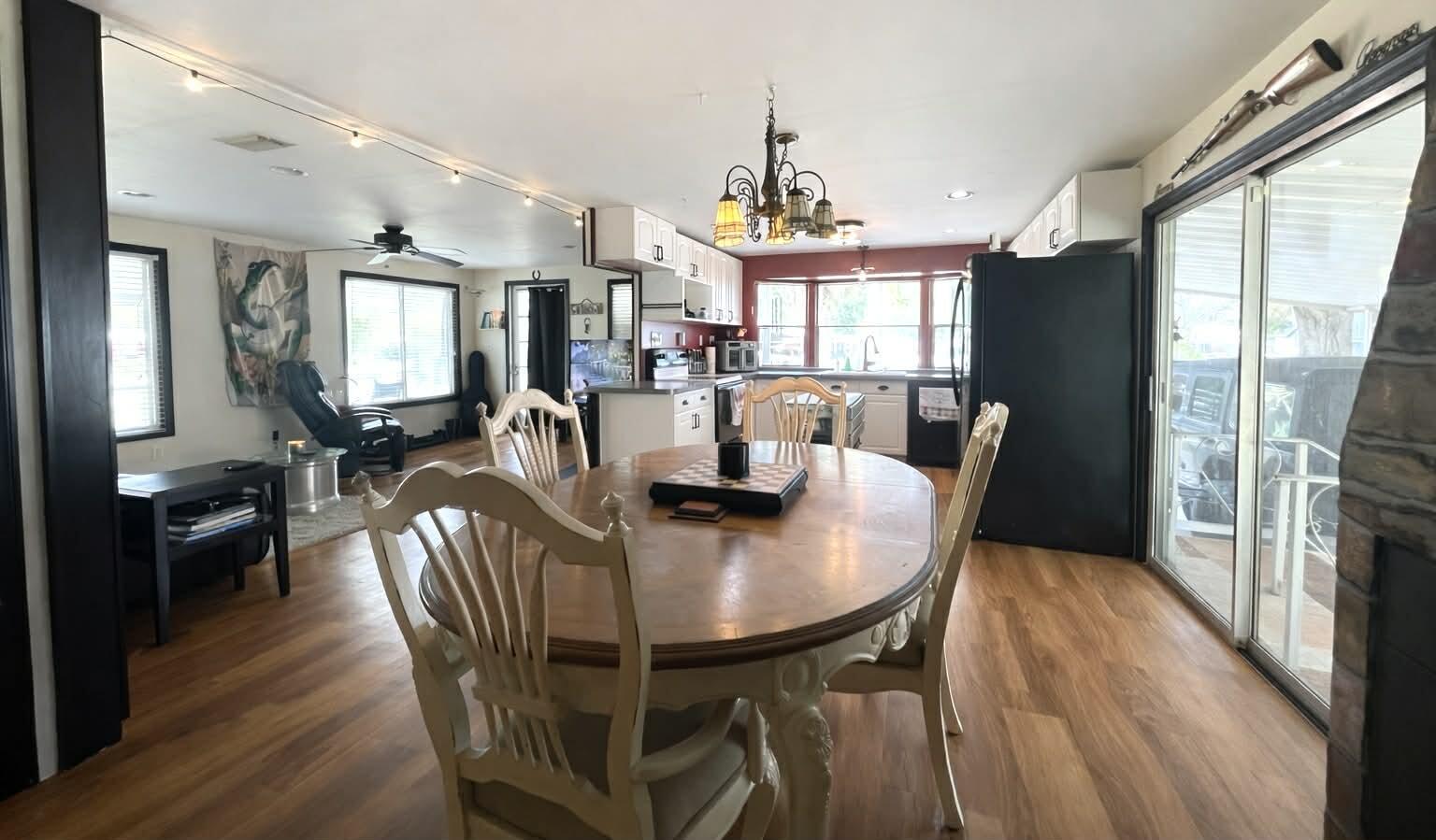 BRINDABAN FOREST - Residential