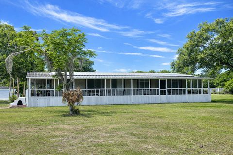 Property photo of 4523 Se 30th Street, Okeechobee, FL 34974