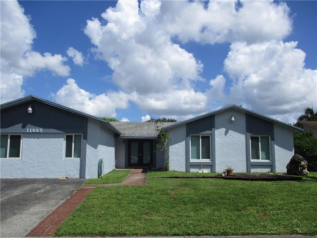 Flamingo Gardens - Residential