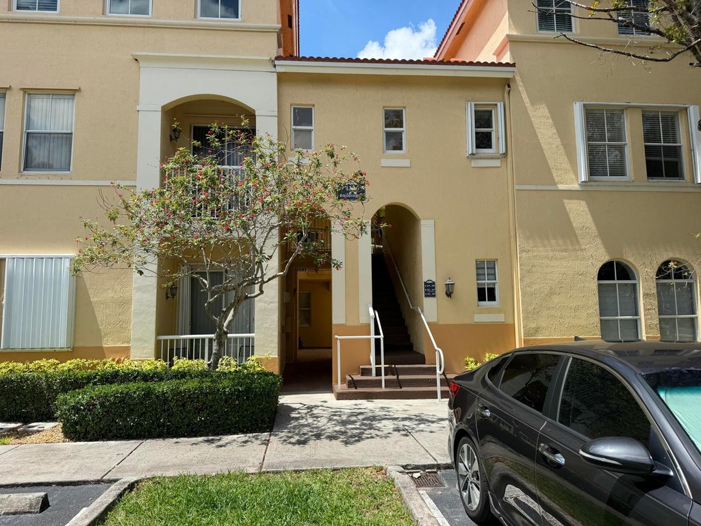 Photo of 130 Jacaranda Country Club Drive #207, Plantation, FL 33324 (MLS # F10549021)