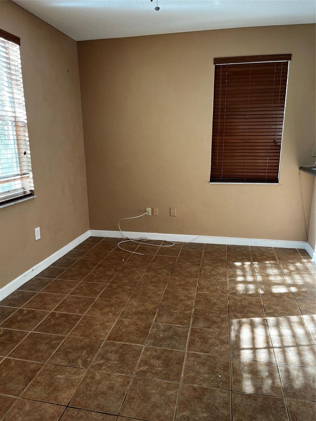 Photo of 130 Jacaranda Country Club Drive, Plantation, FL 33324 (MLS # F10549021)