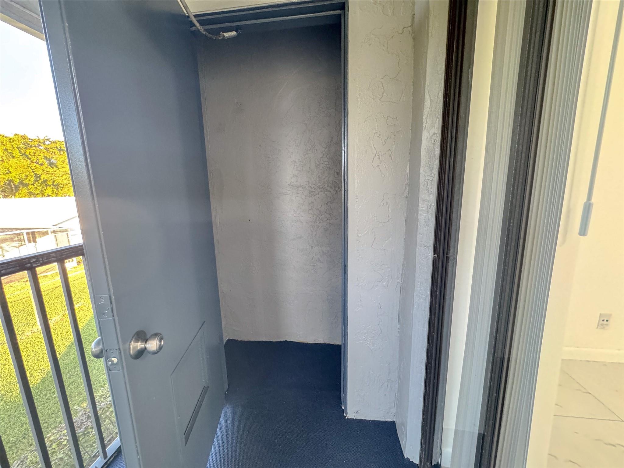 Coral Spgs Country Club S - Residential Lease