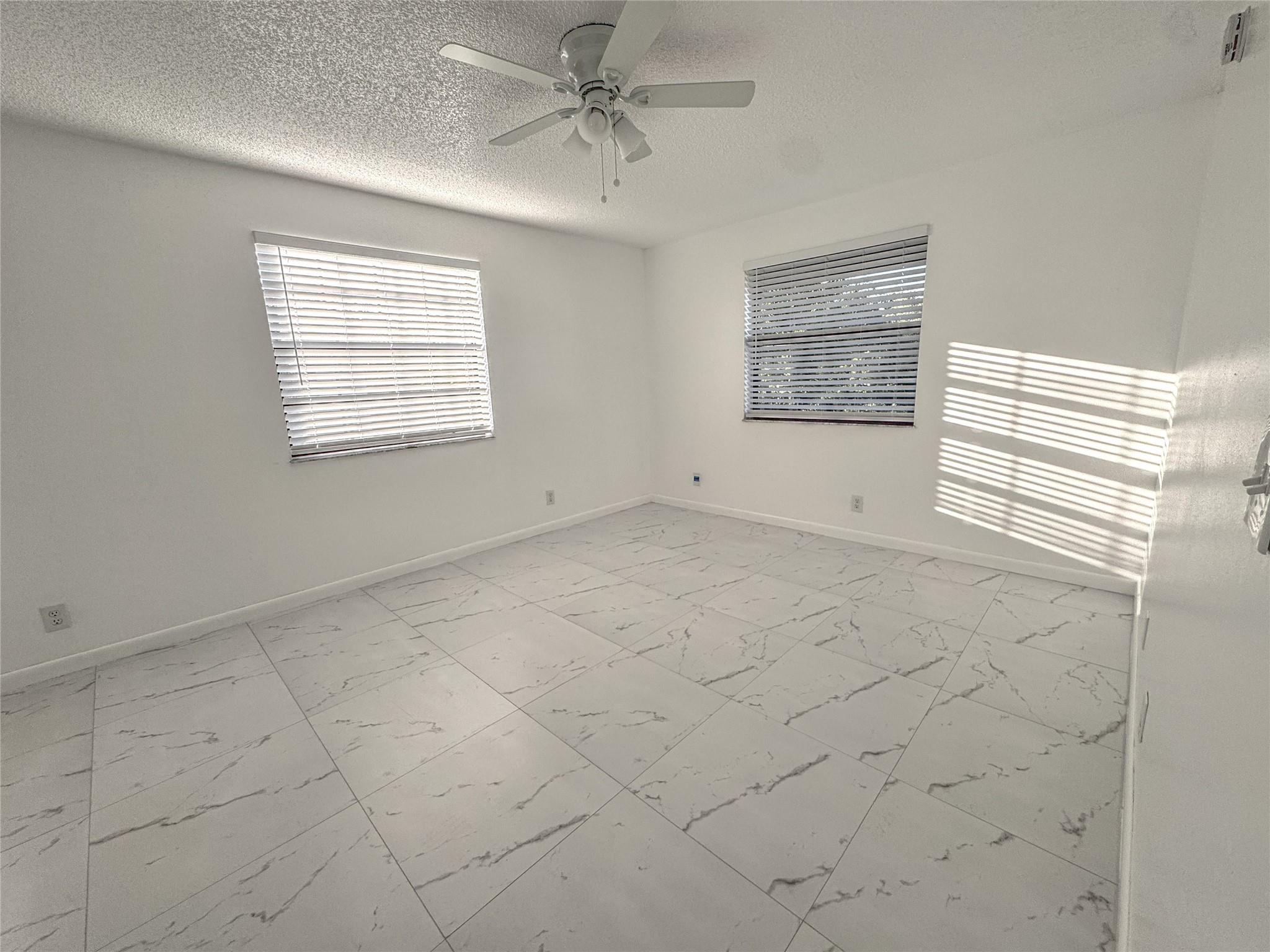 Coral Spgs Country Club S - Residential Lease