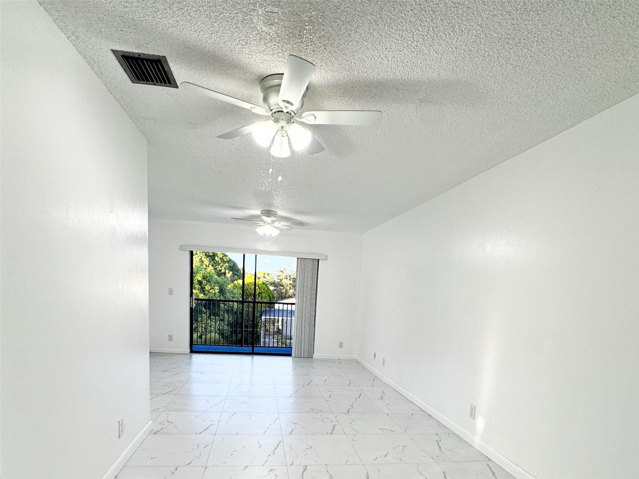 Coral Spgs Country Club S - Residential Lease