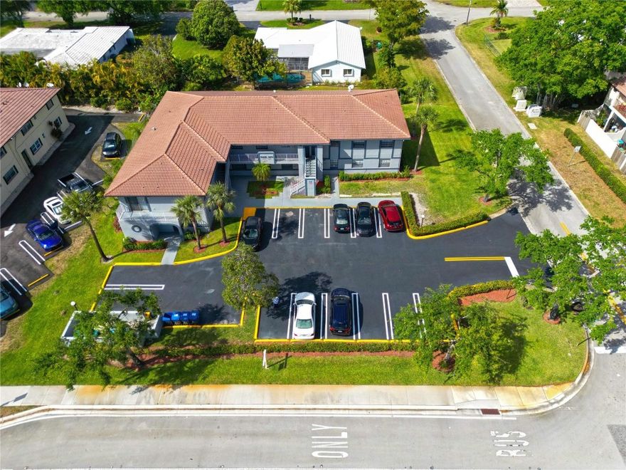 Fantastic Find In The Heart Of Coral Springs! Spacious 2 Bedroom 2 Bath In Great Condition. Gorgeous TileFlooring Throughout. Updated Kitchen With Granite Countertops. Private Interior Washer/Dryer, PrivatePatio/Balcony. Unit Is Move-In Ready. No HOA With Possible Fast Move-In.