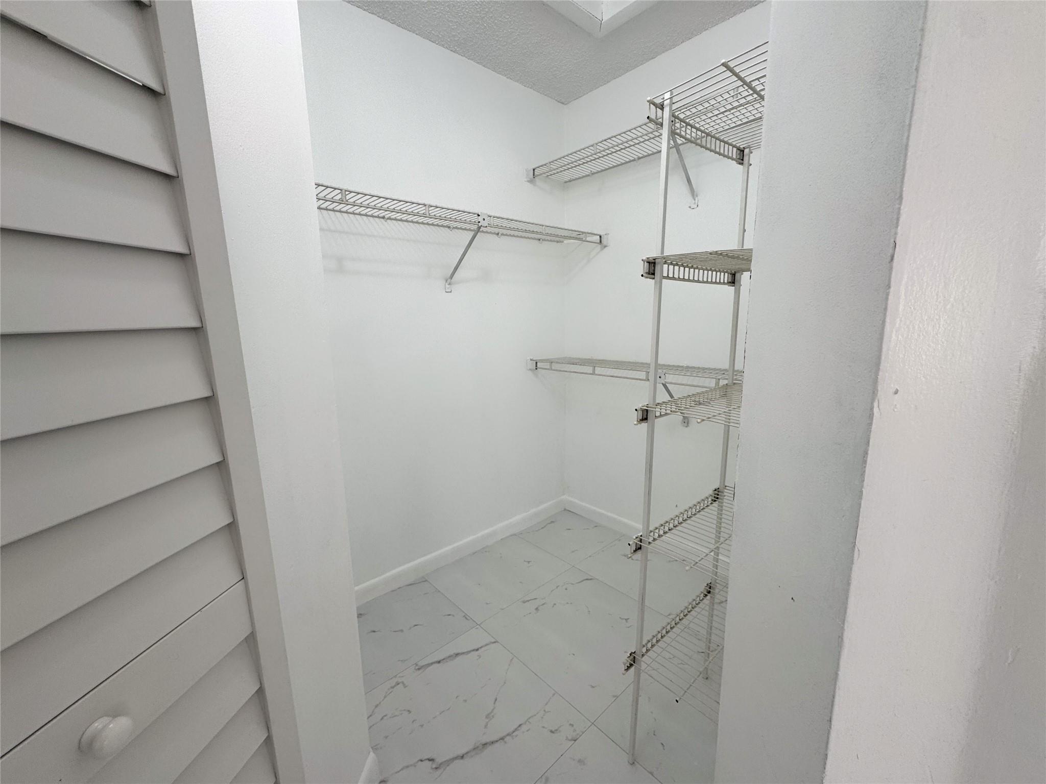Coral Spgs Country Club S - Residential Lease