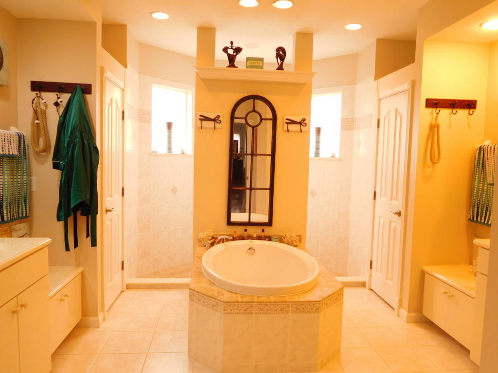 PORT ST LUCIE SECTION 46 1ST REPLAT - Residential Lease