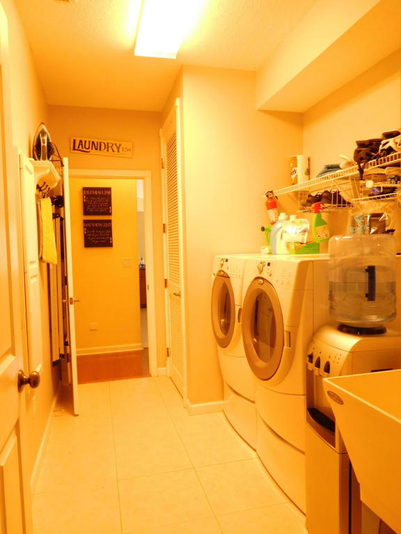 PORT ST LUCIE SECTION 46 1ST REPLAT - Residential Lease