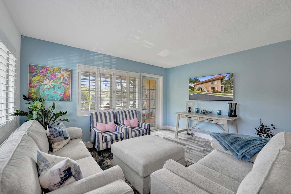Photo of 1930 NE 2ND Avenue #216L, Wilton Manors, FL 33305 (MLS # B26053399)