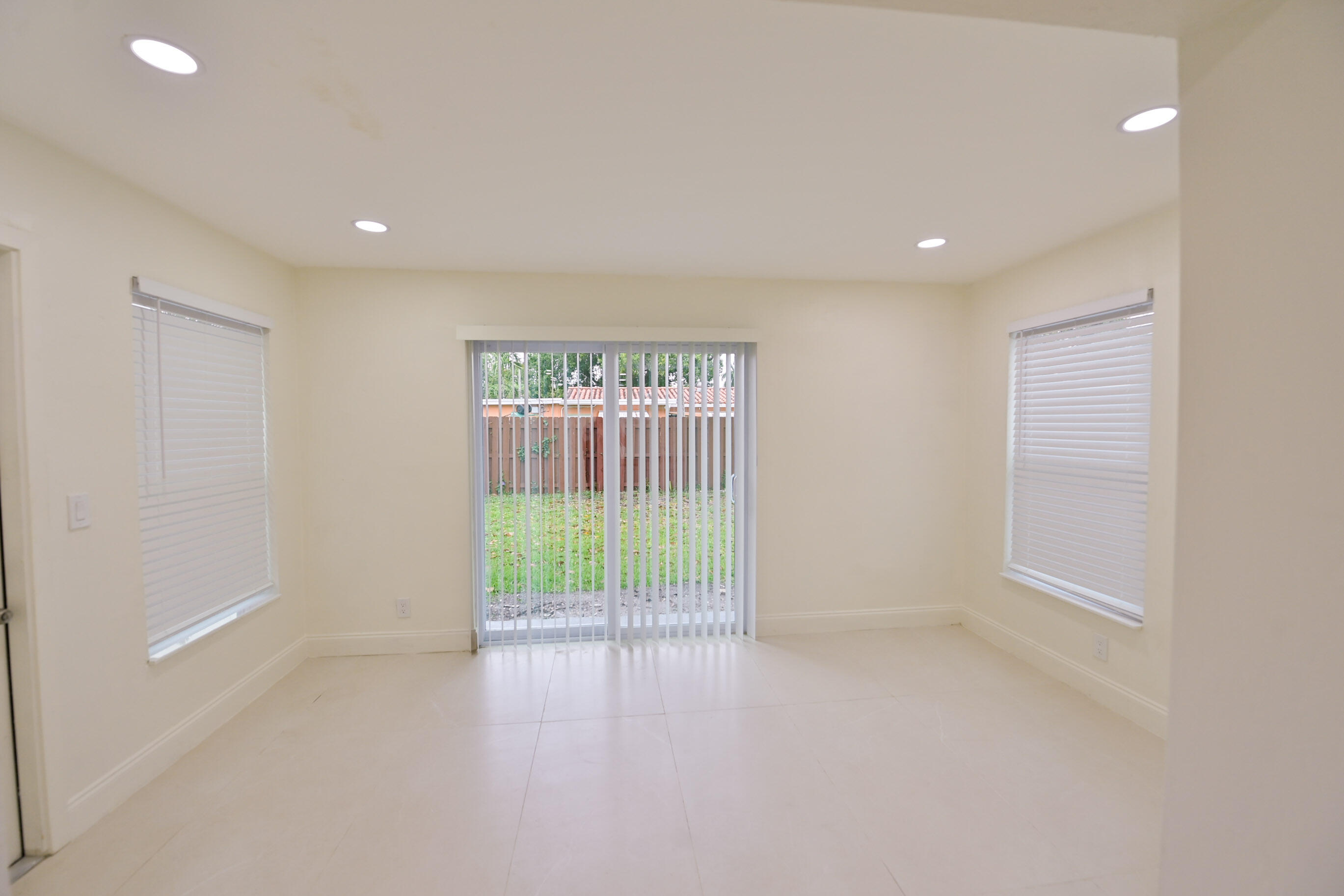 AVON HEIGHTS - Residential