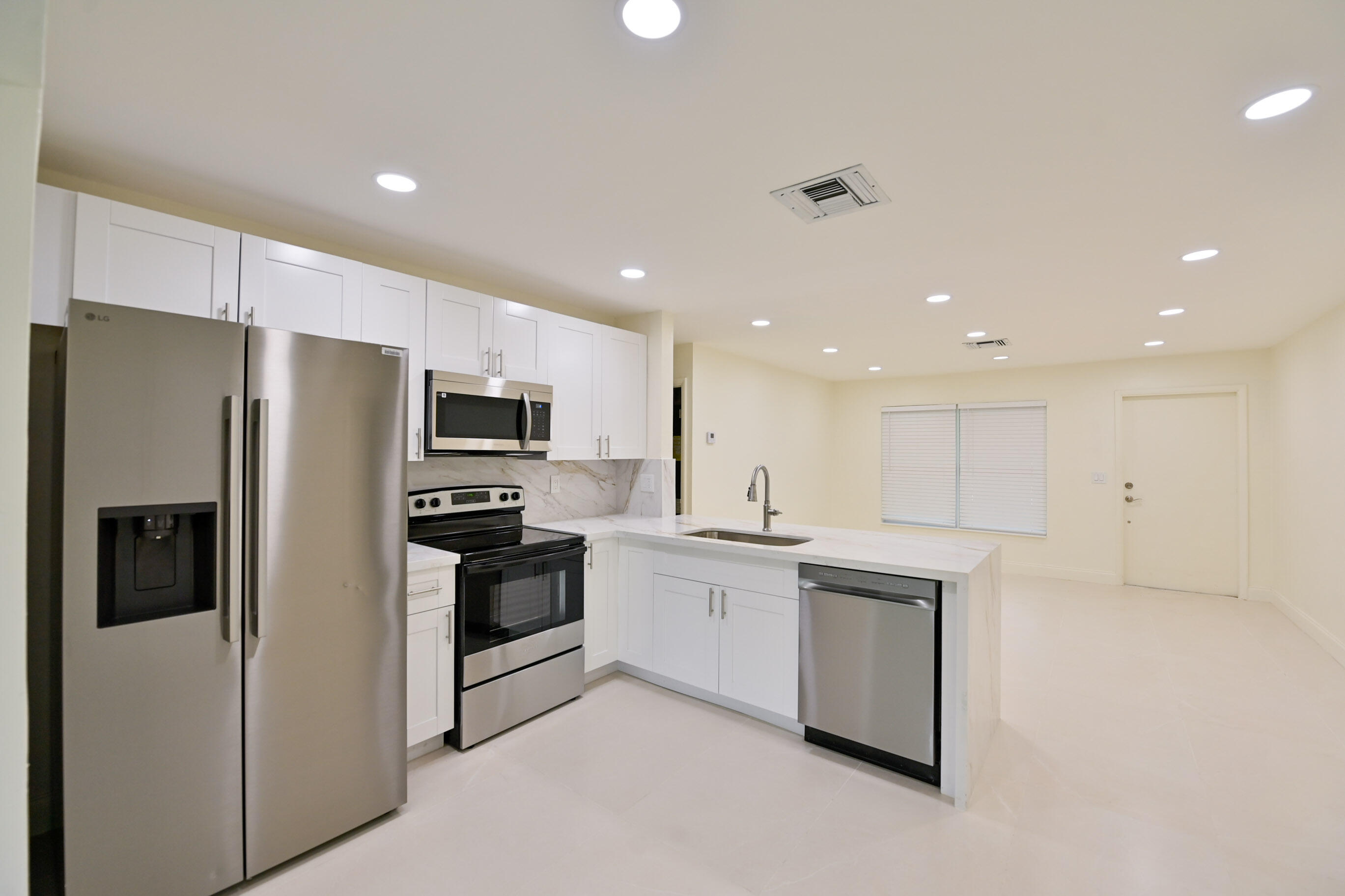 AVON HEIGHTS - Residential