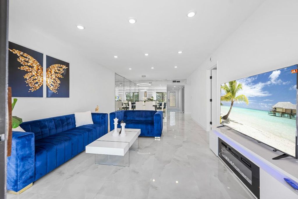 Photo of 15450 Pembridge Avenue #187, Delray Beach, FL 33484 (MLS # R11141727)