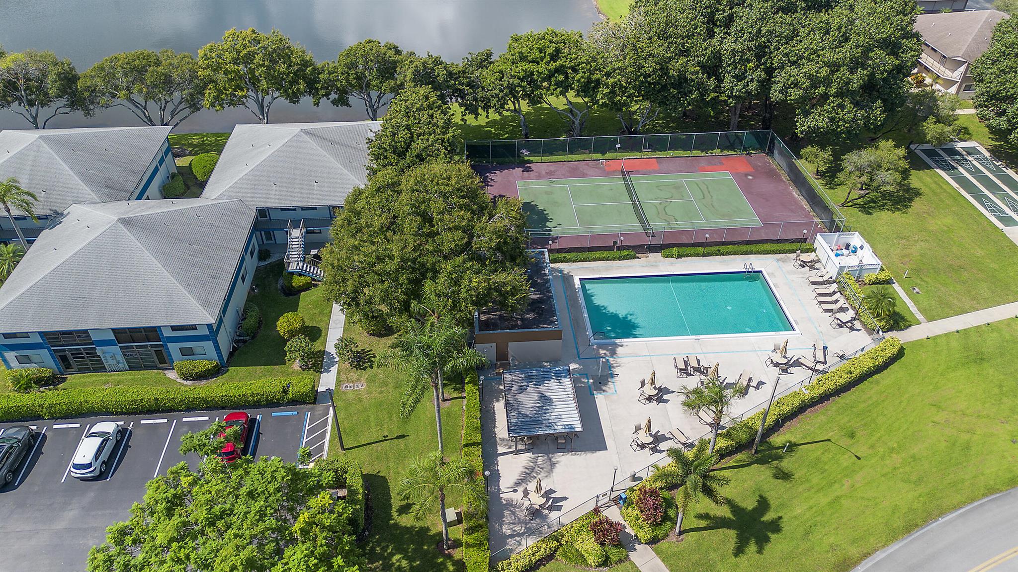 PEMBRIDGE A THRU I - Residential