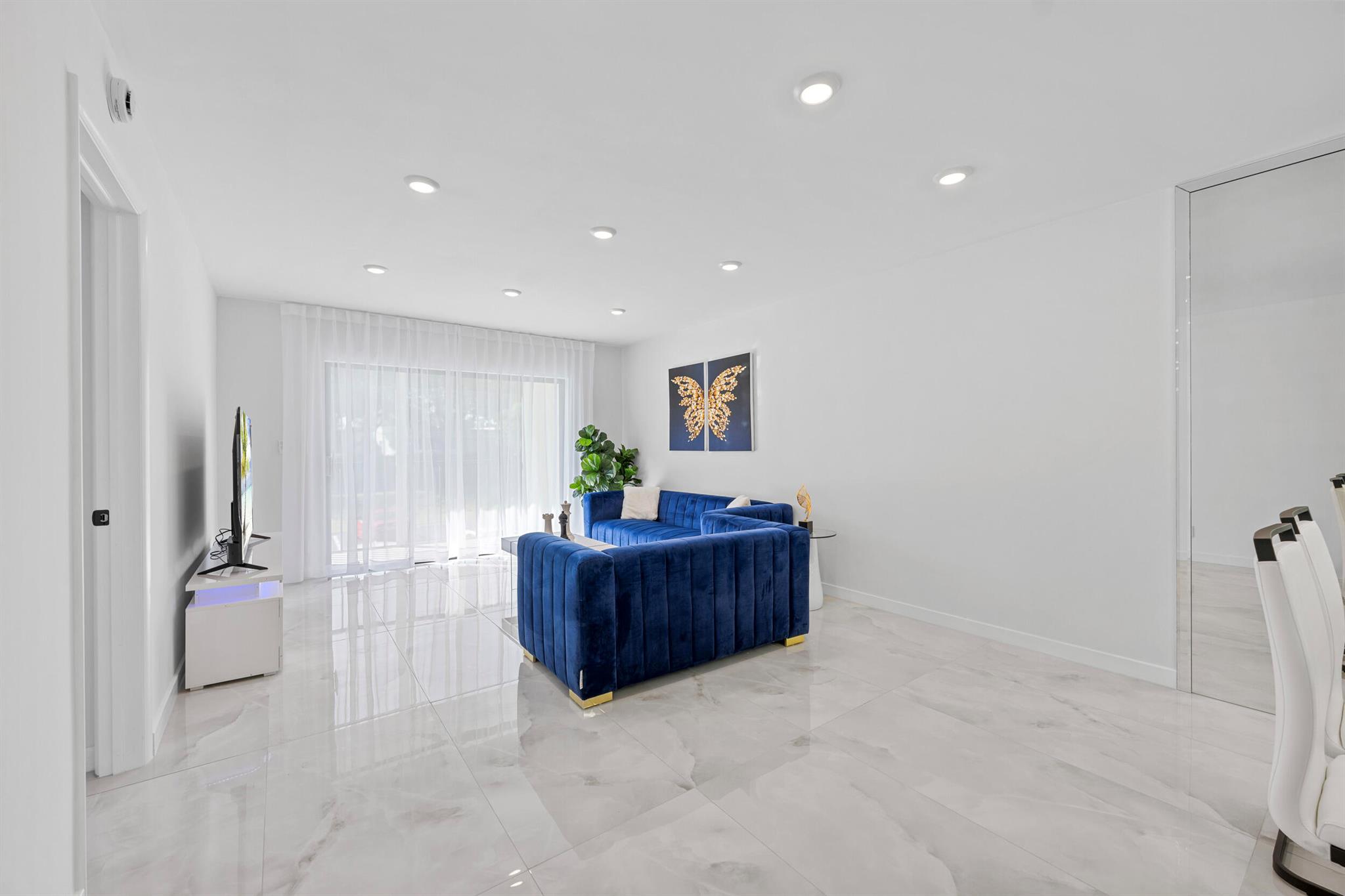 PEMBRIDGE A THRU I - Residential