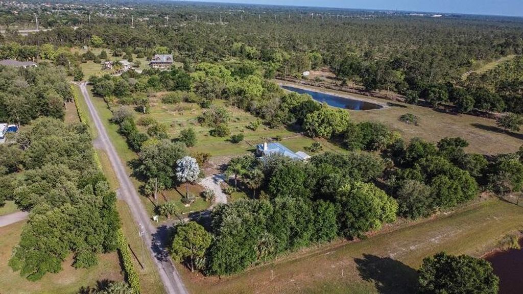 Photo of 4801 SW Leighton Farm Avenue, Palm City, FL 34990 (MLS # R10698734)