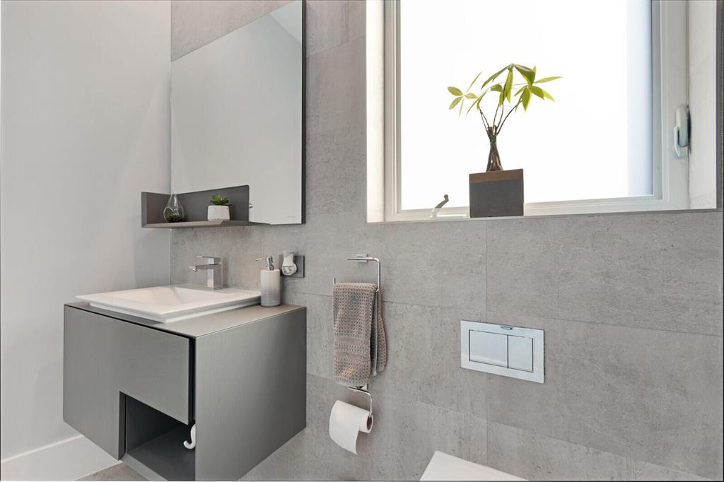 SANTA BARBARA SHORES - Residential