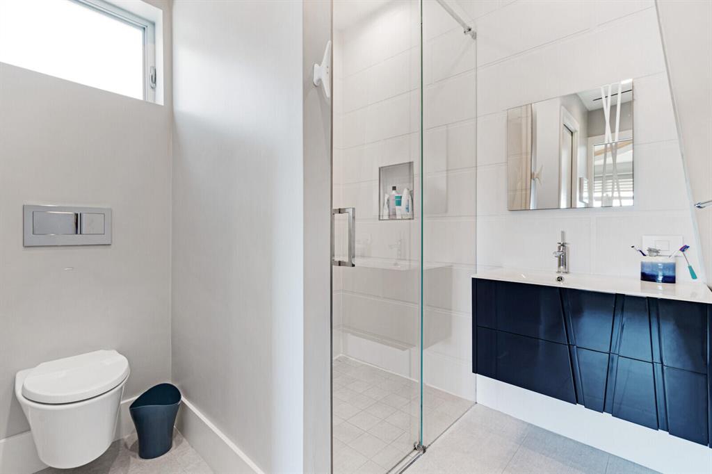 SANTA BARBARA SHORES - Residential