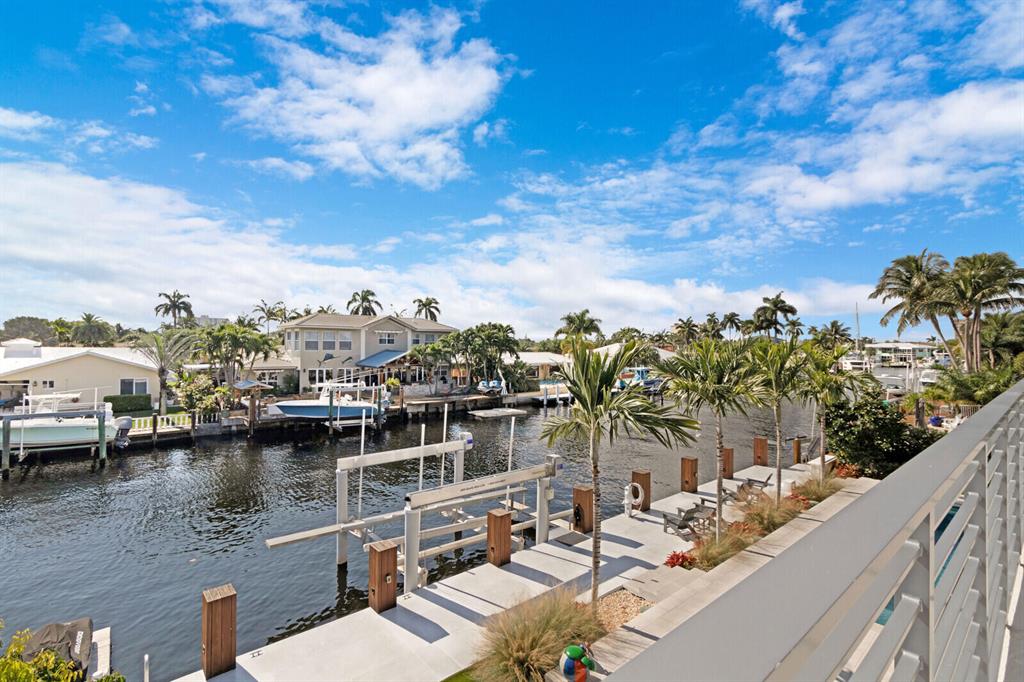 SANTA BARBARA SHORES - Residential