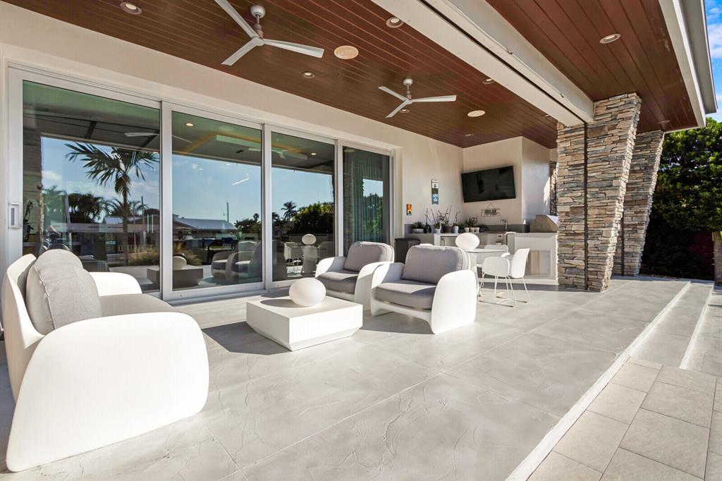 SANTA BARBARA SHORES - Residential