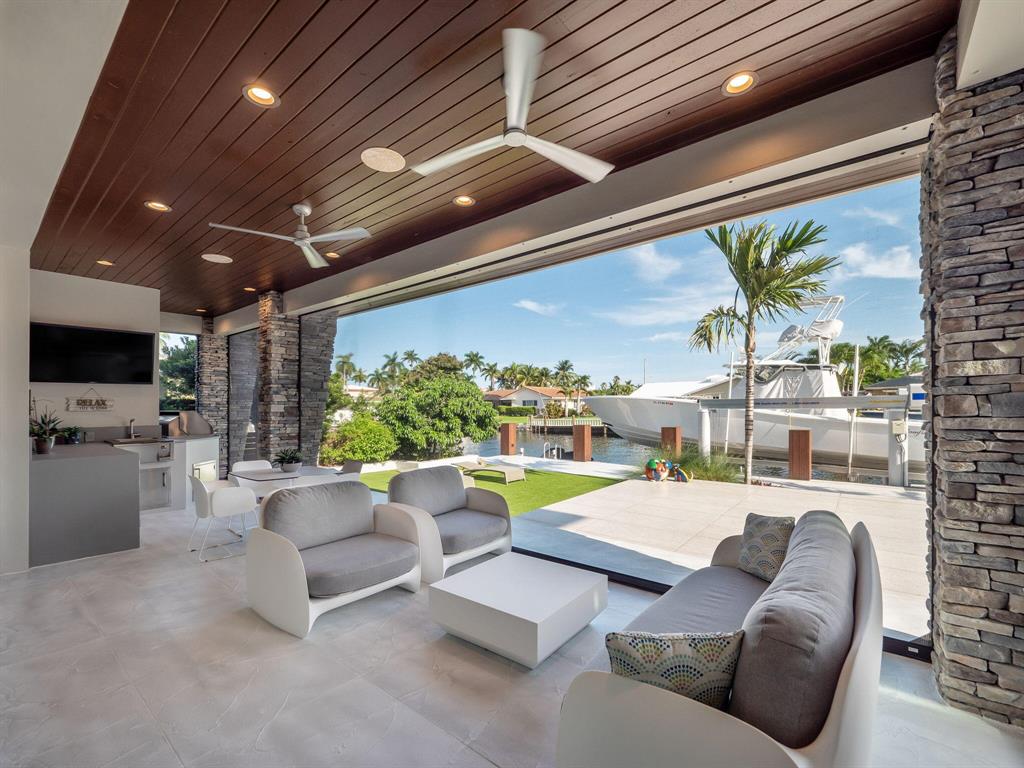 SANTA BARBARA SHORES - Residential