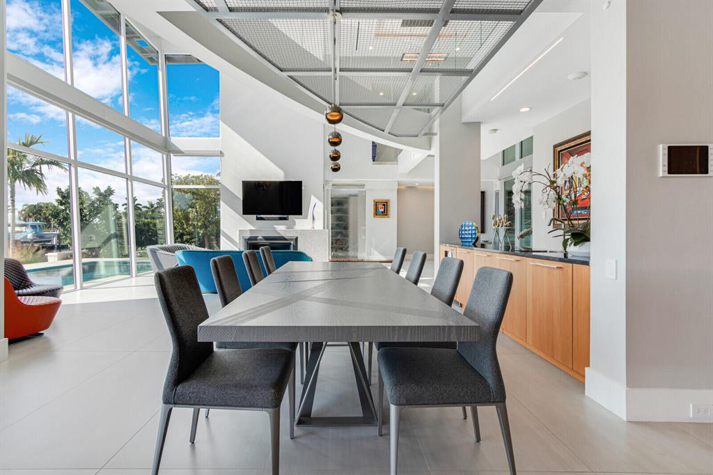 SANTA BARBARA SHORES - Residential