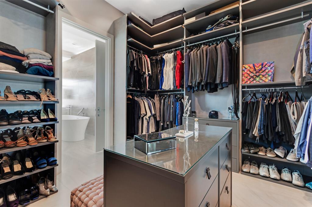 SANTA BARBARA SHORES - Residential