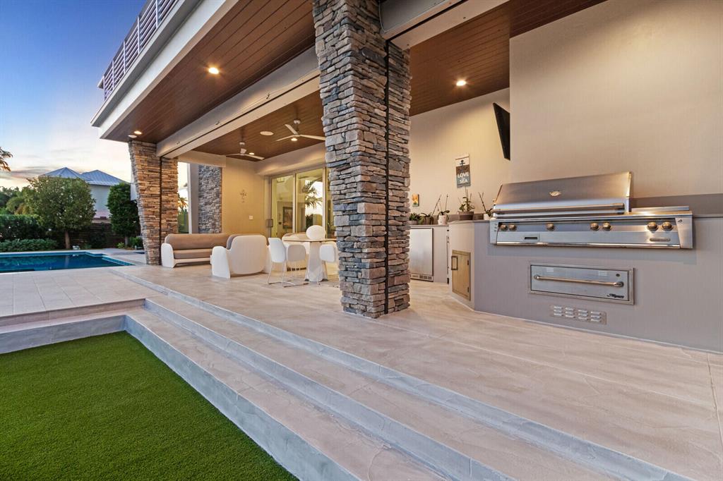 SANTA BARBARA SHORES - Residential