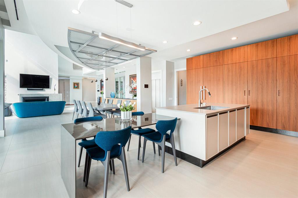 SANTA BARBARA SHORES - Residential