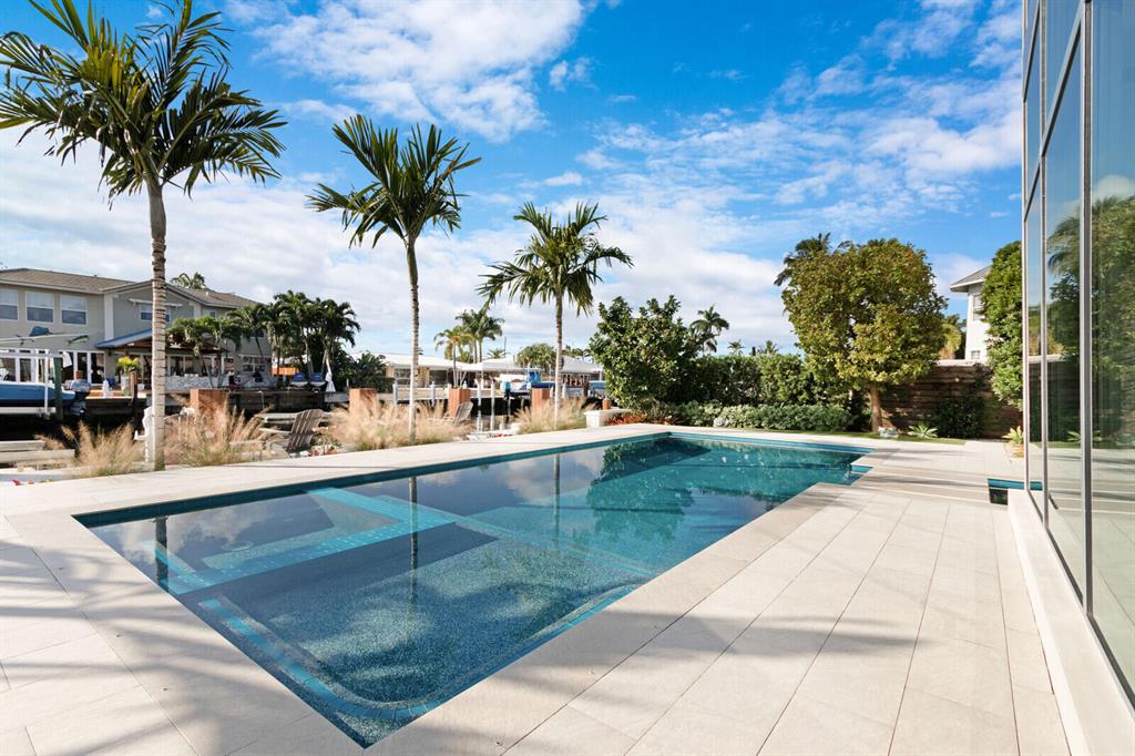 SANTA BARBARA SHORES - Residential