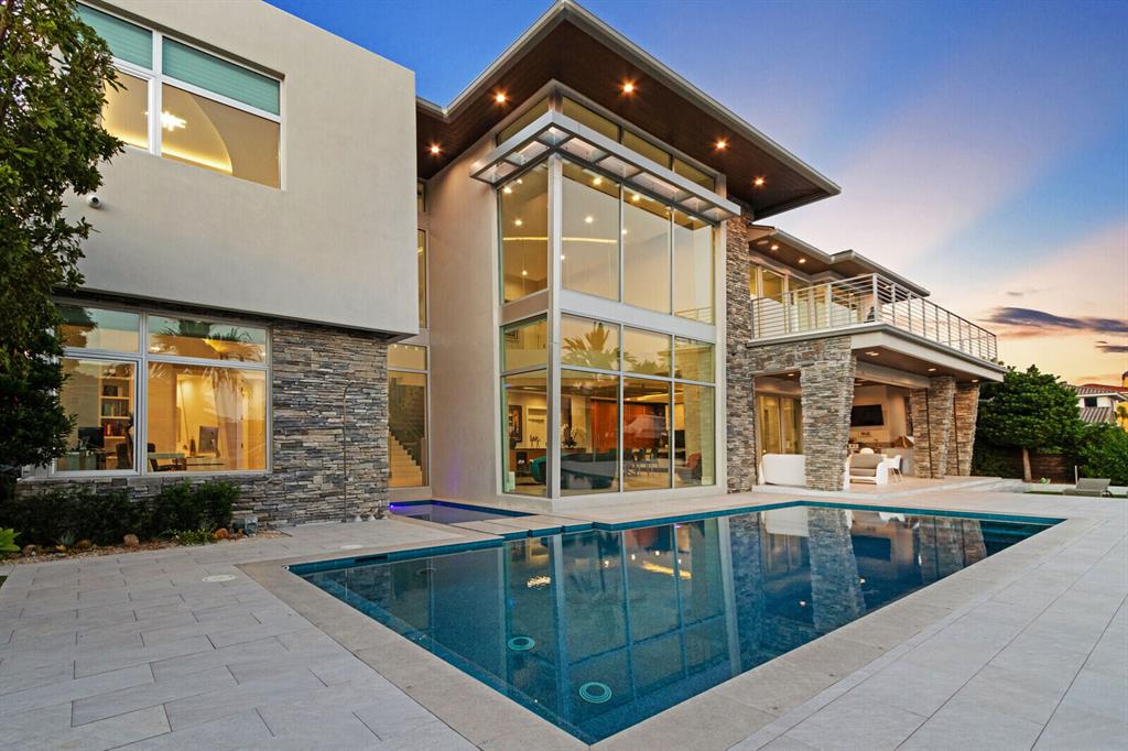 SANTA BARBARA SHORES - Residential