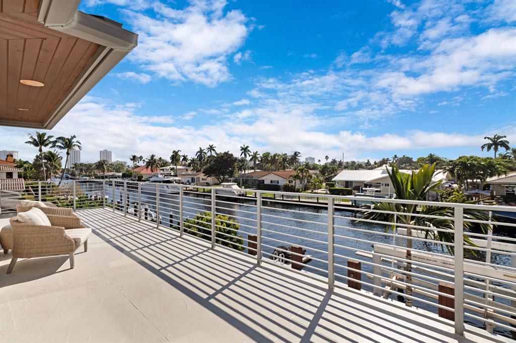 SANTA BARBARA SHORES - Residential