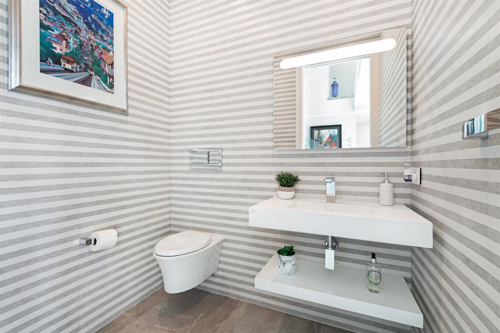 SANTA BARBARA SHORES - Residential