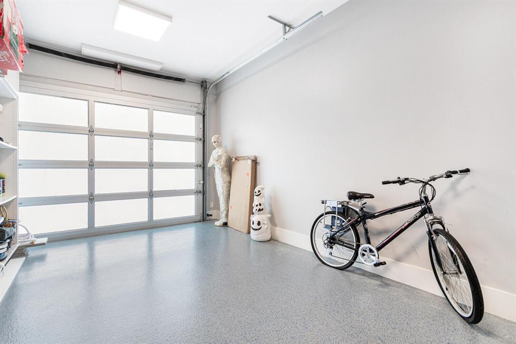 SANTA BARBARA SHORES - Residential