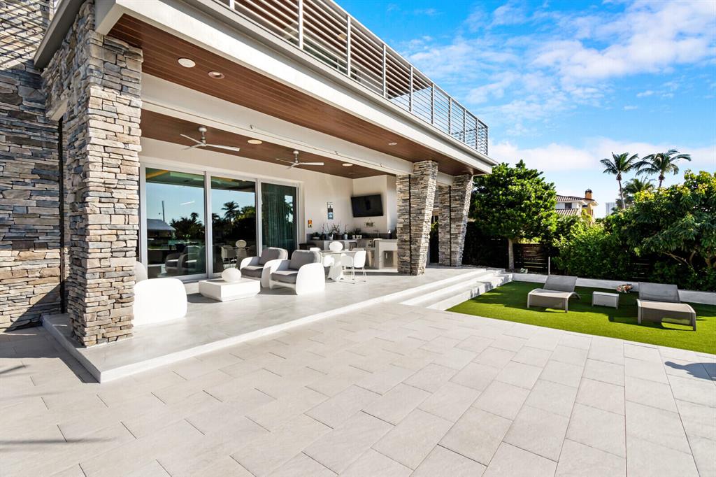 SANTA BARBARA SHORES - Residential