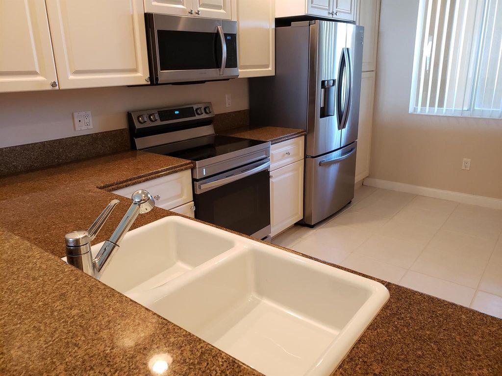 Photo of 4 Harbour Isle Drive E #203, Fort Pierce, FL 34949 (MLS # R11123432)