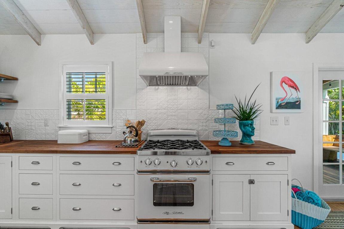 LAKE WORTH TOWN OF - Residential