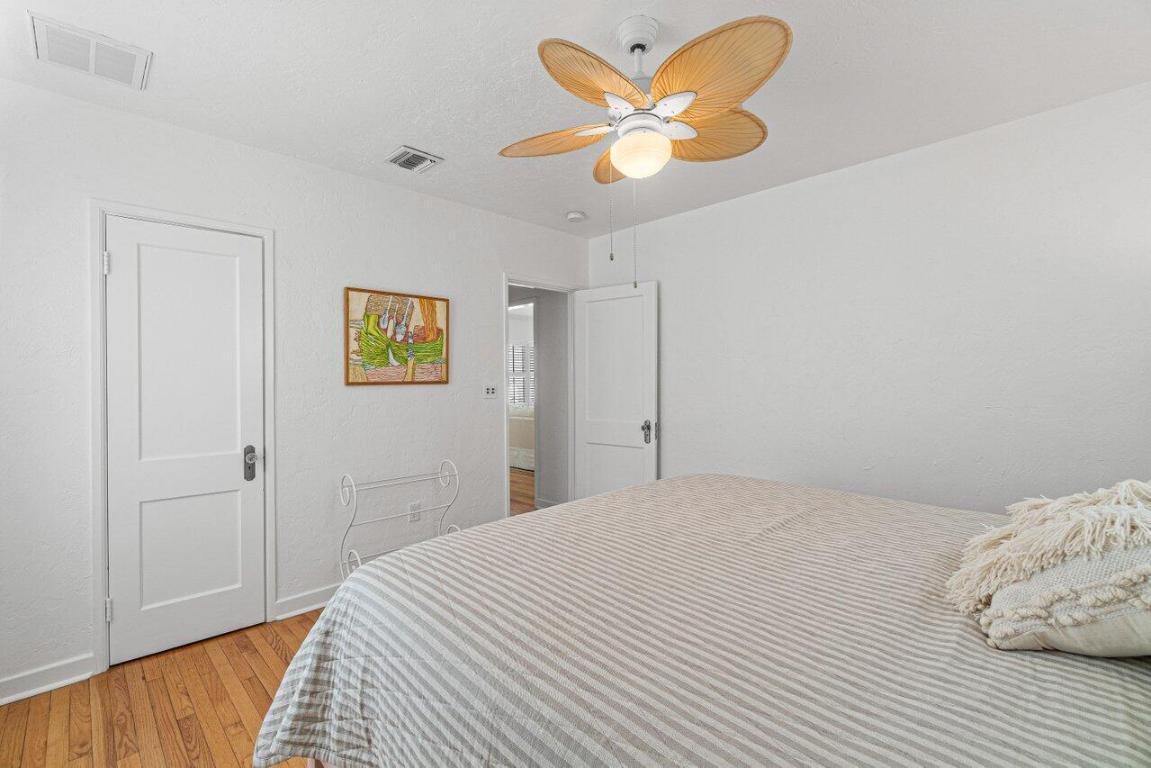 LAKE WORTH TOWN OF - Residential