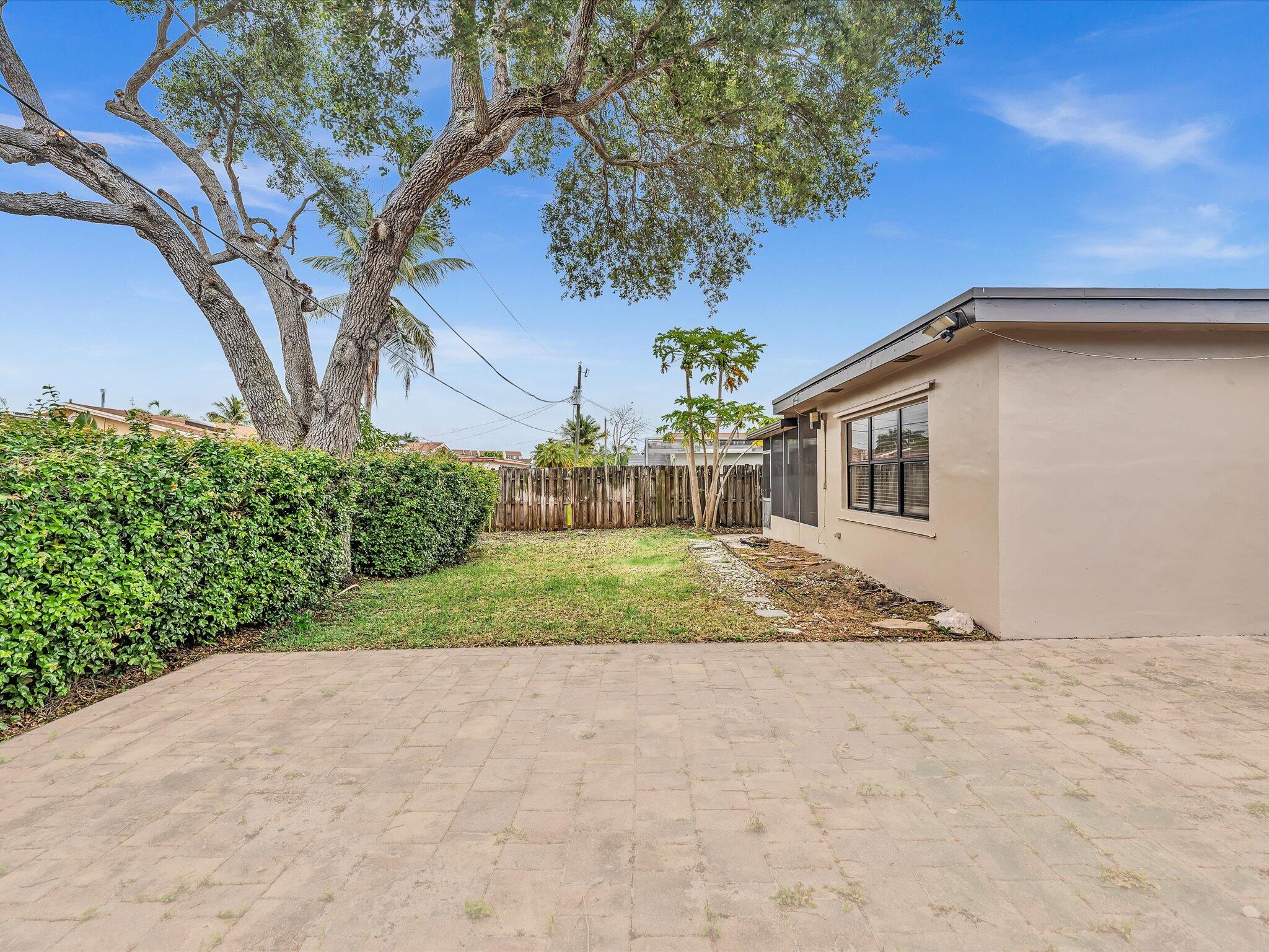 SUNRISE GOLF VILLAGE SEC 21 - Residential