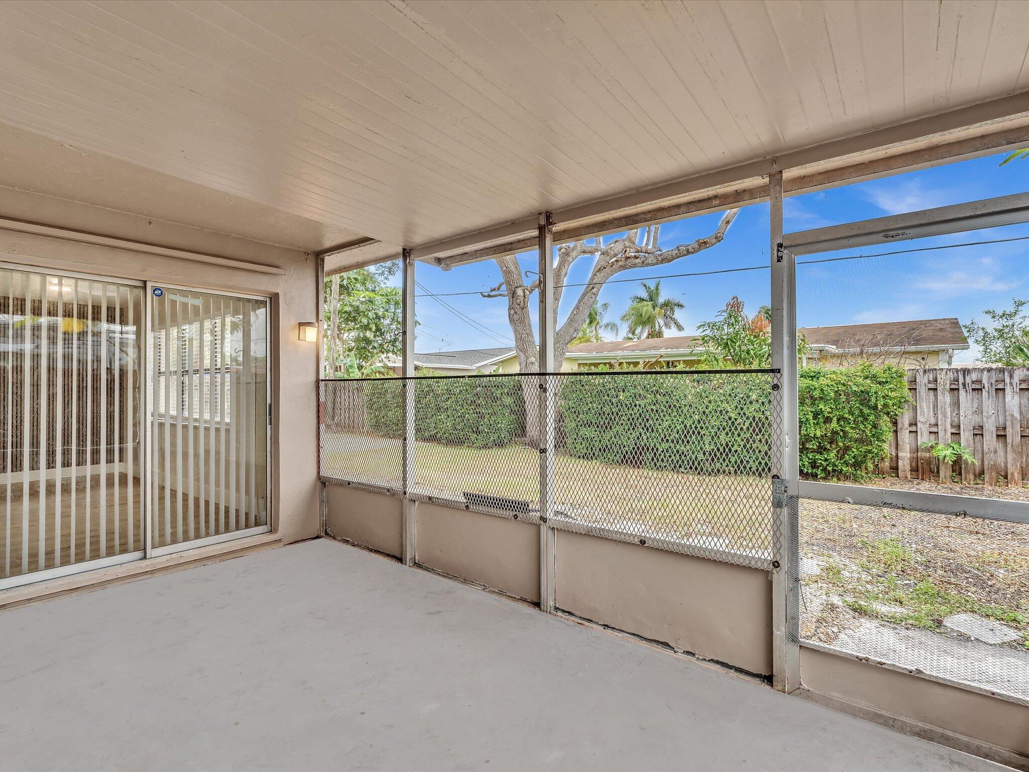 SUNRISE GOLF VILLAGE SEC 21 - Residential