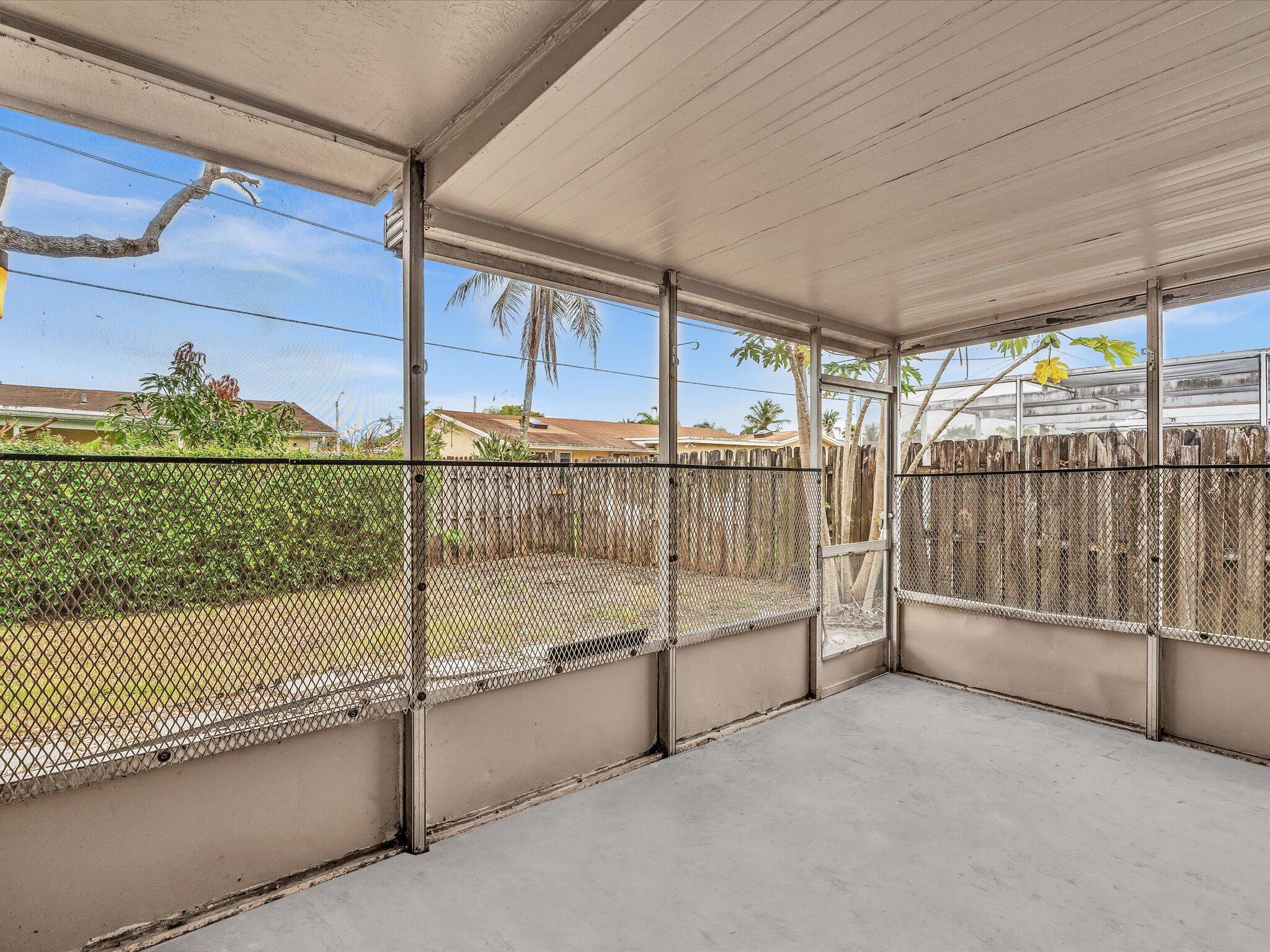 SUNRISE GOLF VILLAGE SEC 21 - Residential