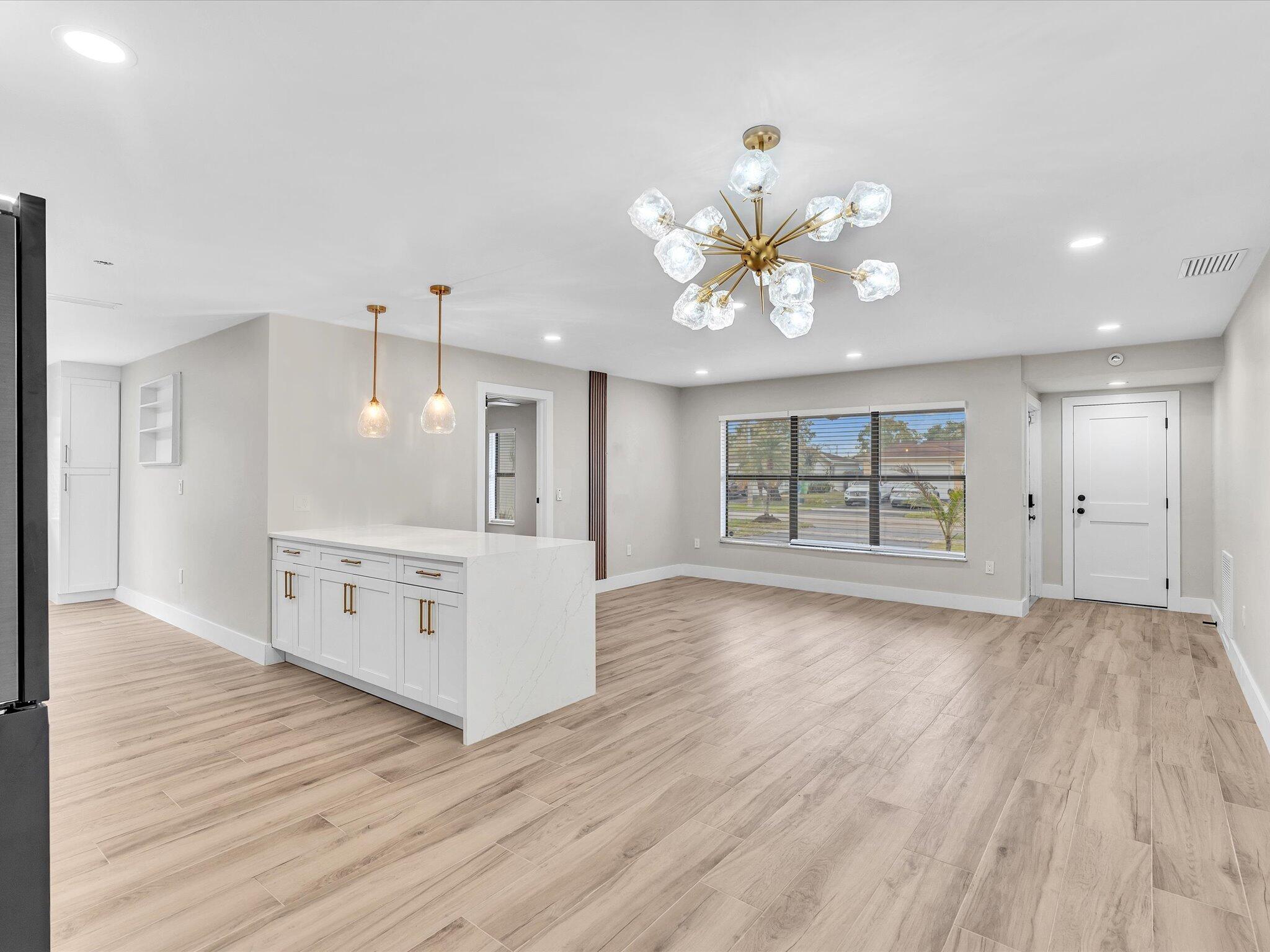 SUNRISE GOLF VILLAGE SEC 21 - Residential