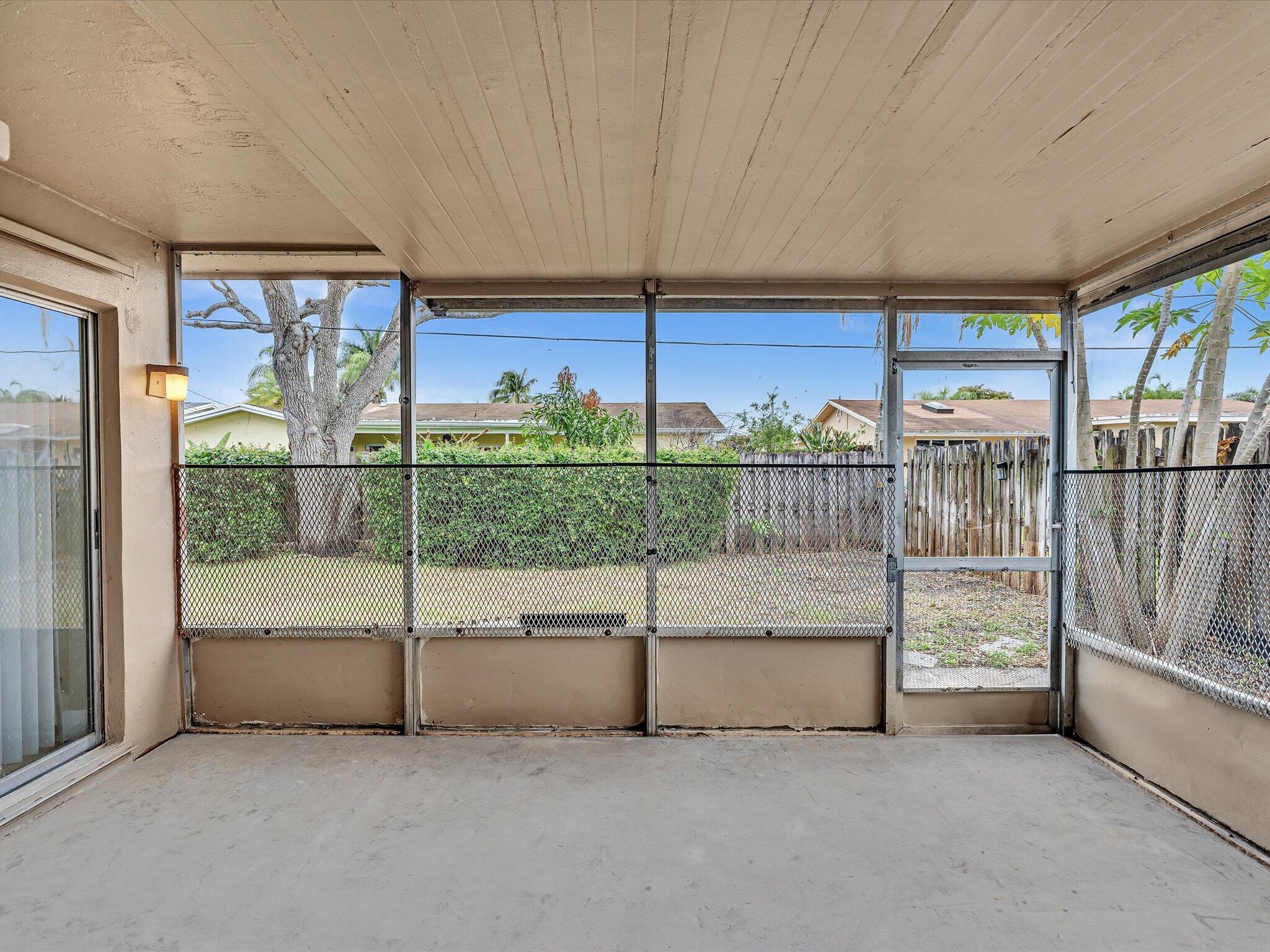 SUNRISE GOLF VILLAGE SEC 21 - Residential