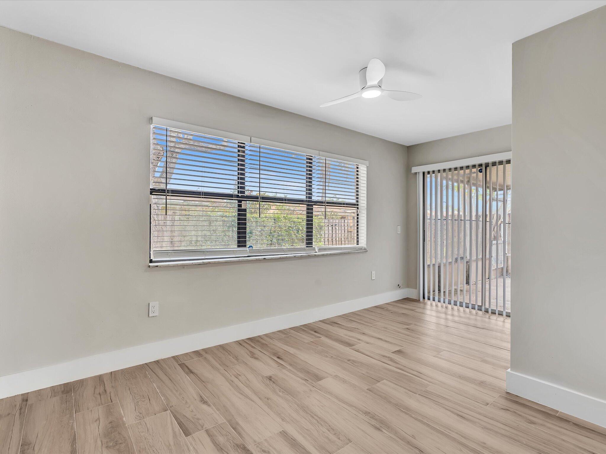 SUNRISE GOLF VILLAGE SEC 21 - Residential