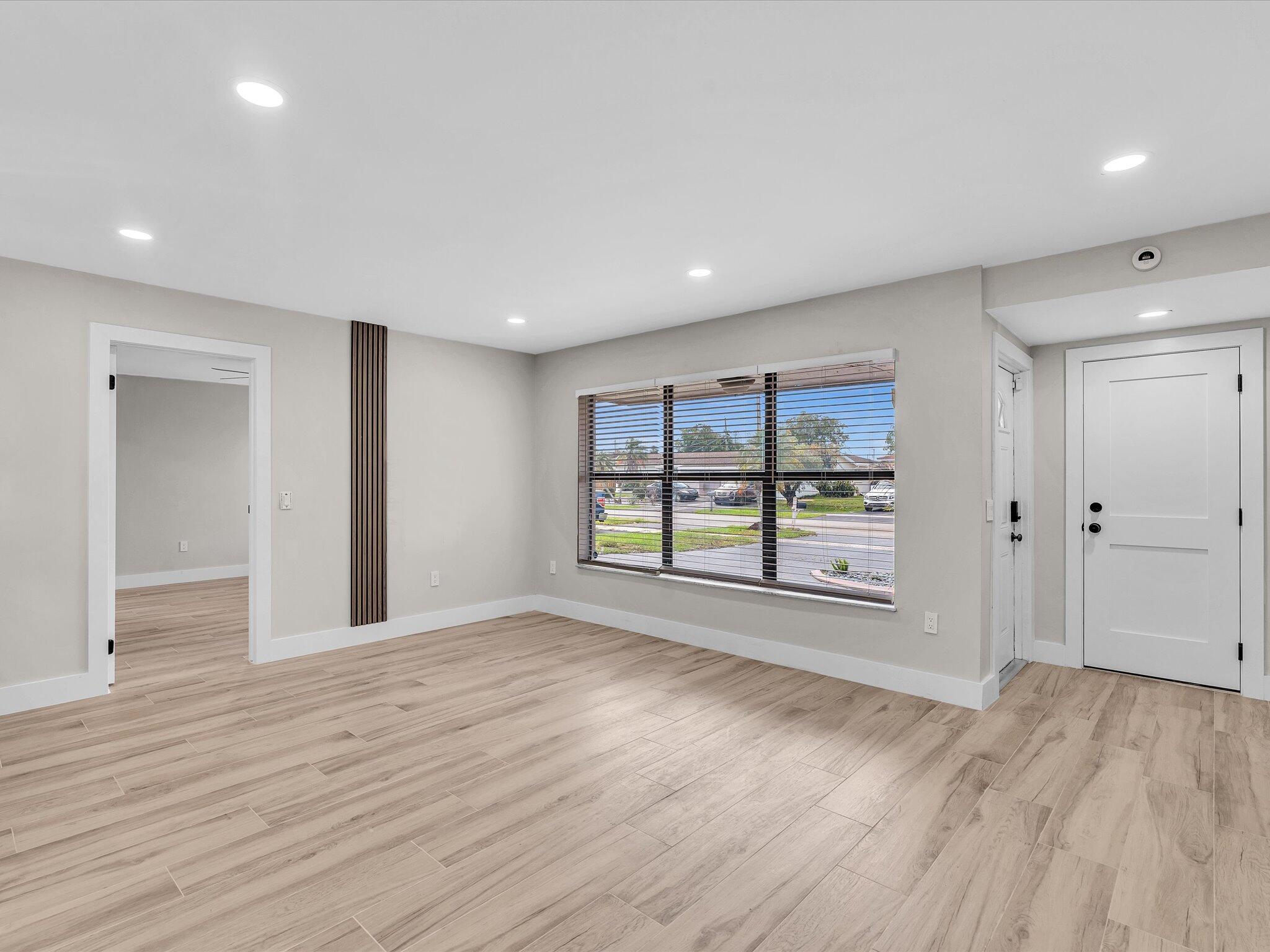 SUNRISE GOLF VILLAGE SEC 21 - Residential