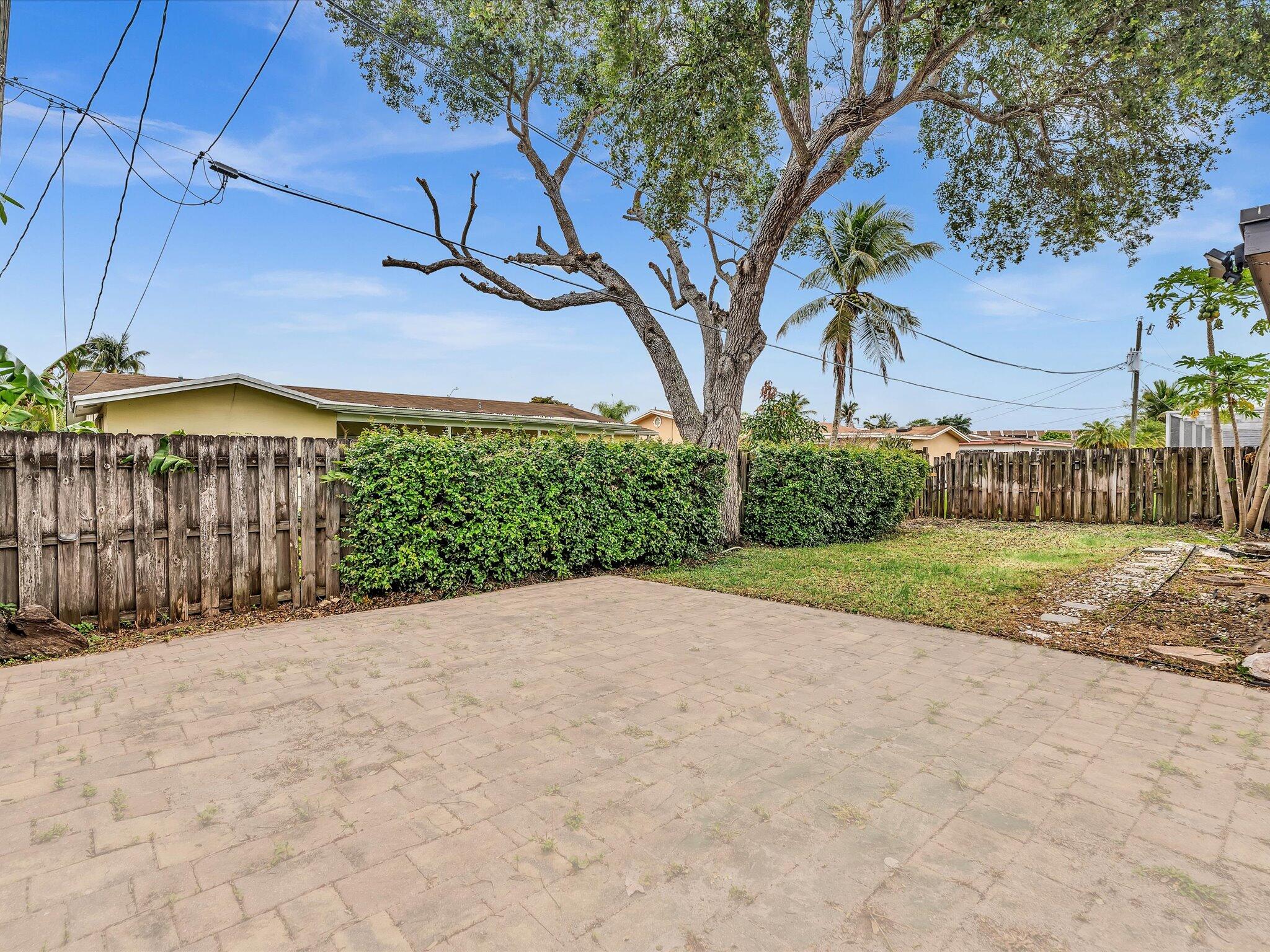 SUNRISE GOLF VILLAGE SEC 21 - Residential