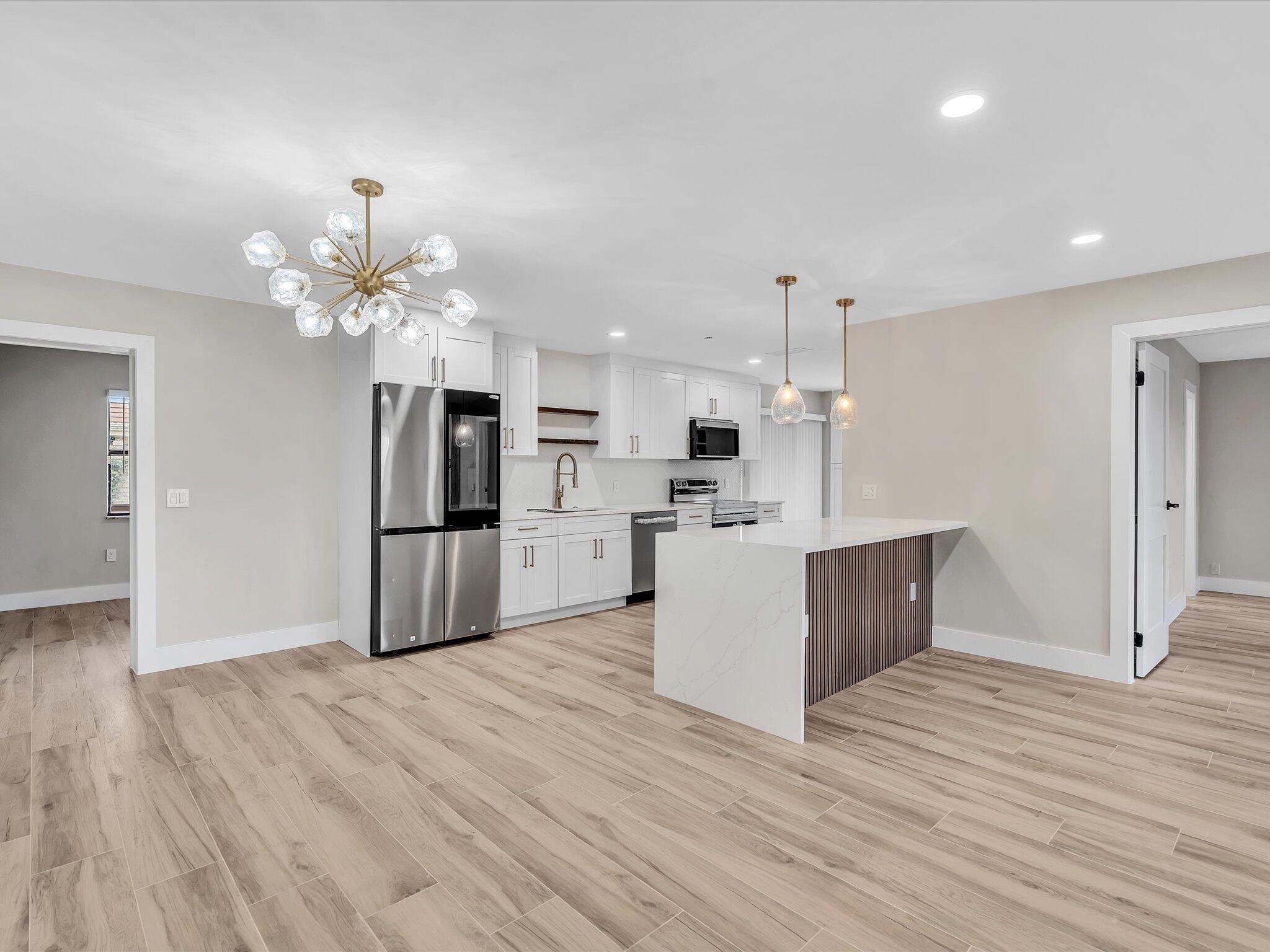 SUNRISE GOLF VILLAGE SEC 21 - Residential