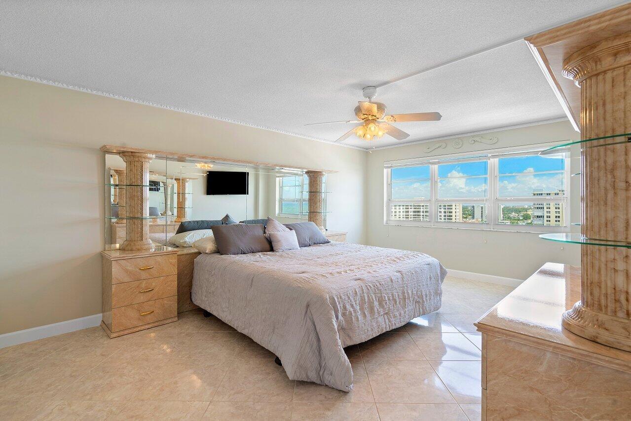 OCEAN MONARCH CONDO - Residential